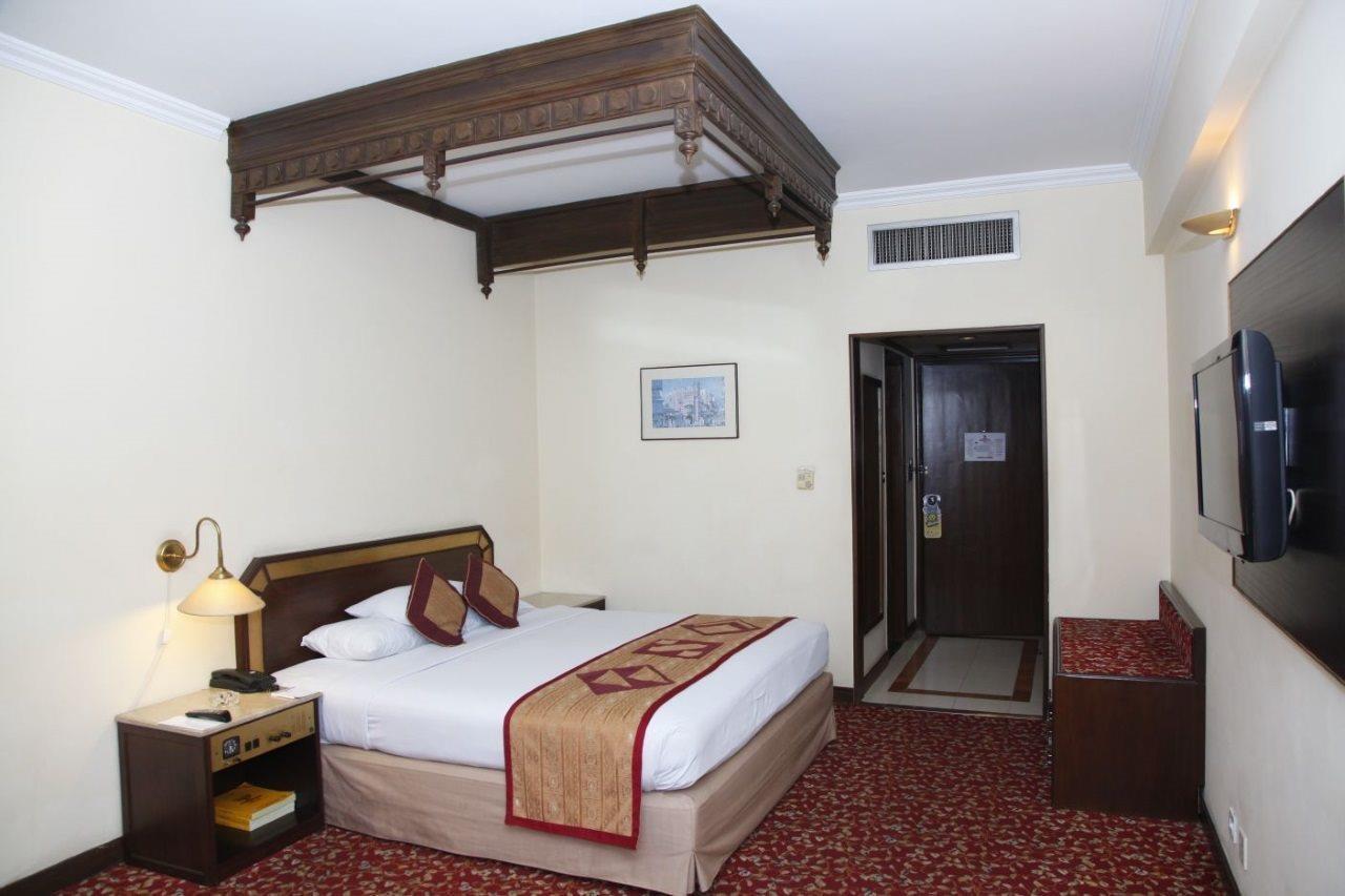 Sunfort Hotel Lahore Exterior photo